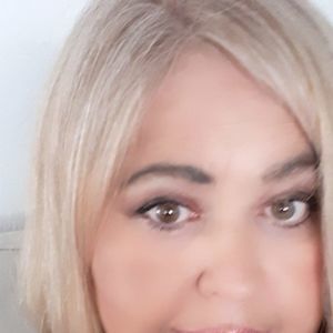 Meet your Posher, Carly